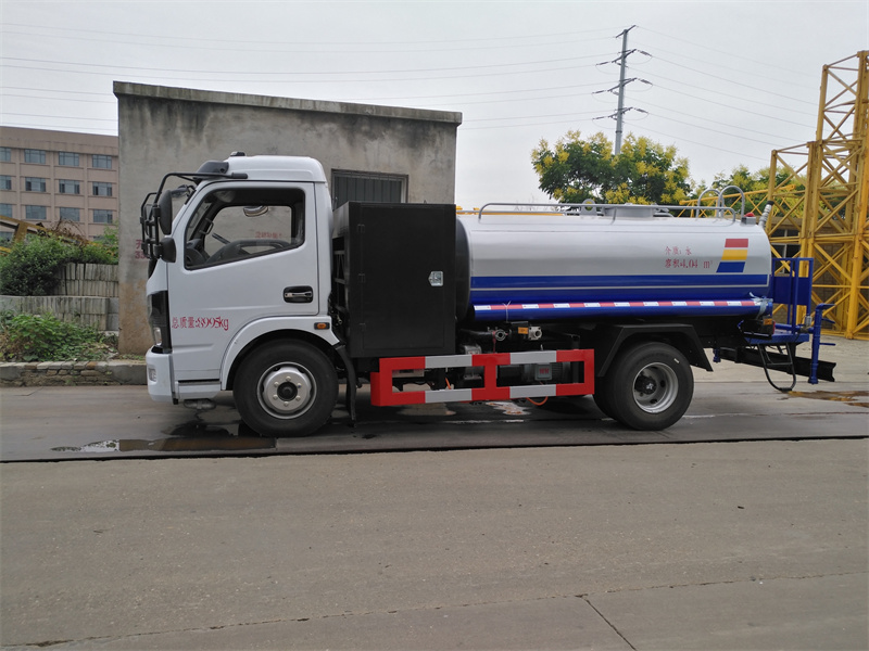 东风4方纯电动洒水车-东风5方新能源纯电动洒水车