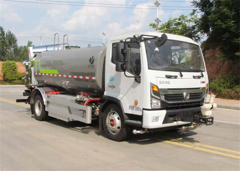 东风8方纯电动洒水车-东风8.2吨新能源洒水车