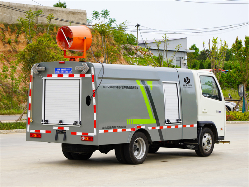 福田小型领航纯电动路面养护车-福小型田新能源路面养护车