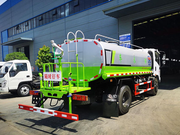 东风华神 T1.T3 系列 9.21 方洒水车