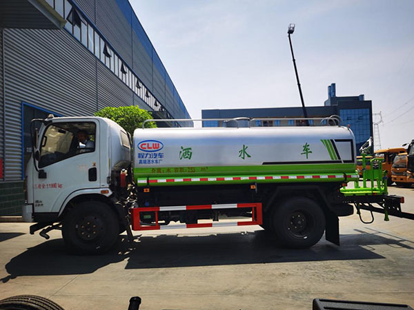 东风华神 T1.T3 系列 9.21 方洒水车