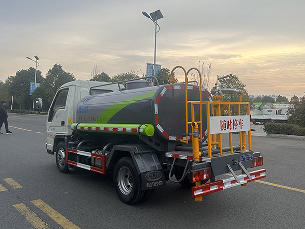 福田小卡3方绿化喷洒车