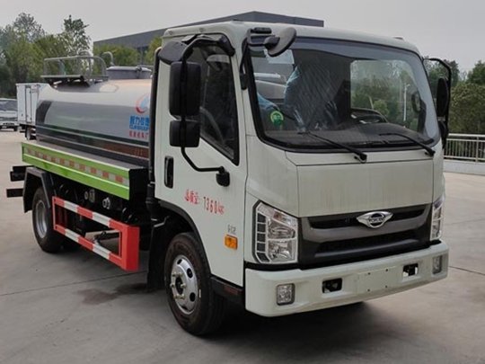 福田5方绿化喷洒车