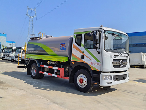 东风D9系列12.33方洒水车