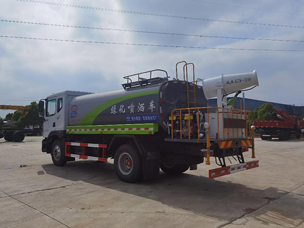 东风D9系列14.17方绿化喷洒车