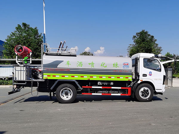 东风D7.F7系列8.75方绿化喷洒车
