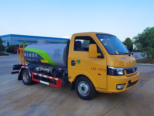 东风途逸蓝牌3方洒水车