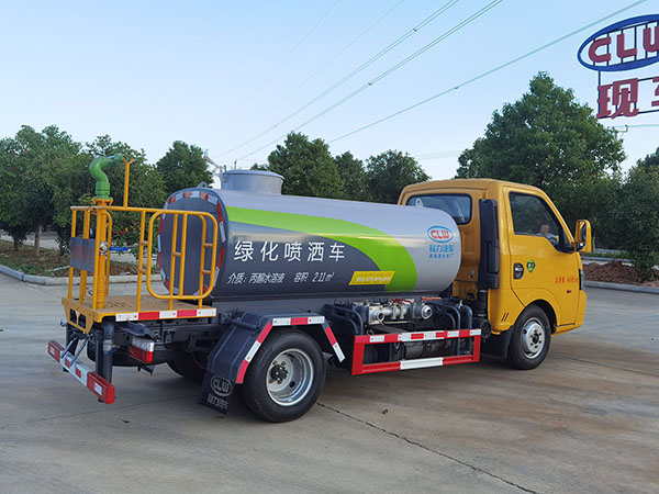 东风途逸蓝牌3方洒水车