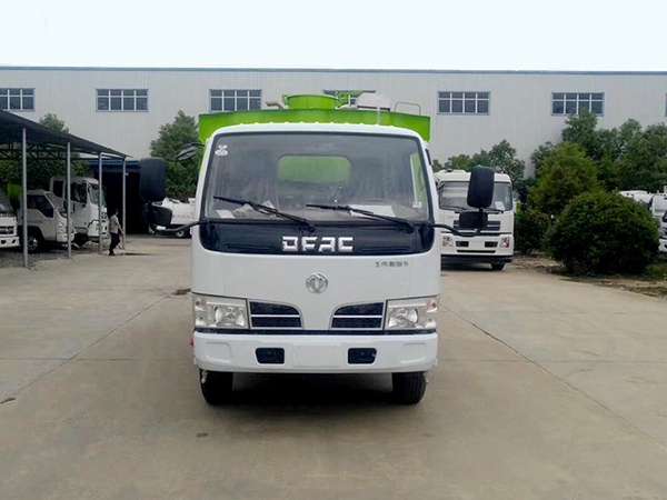 不上牌3方水 2.5方尘东风D6 洗扫车