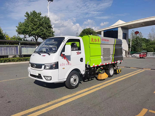 东风蓝牌途逸洗扫车