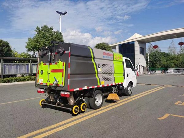 东风蓝牌途逸洗扫车