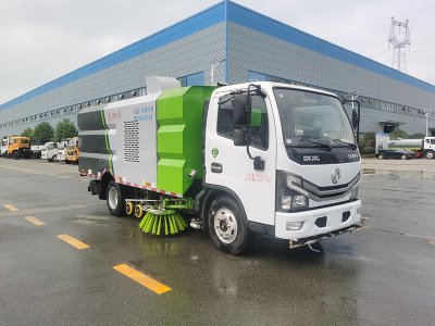 东风小多利卡洗扫车