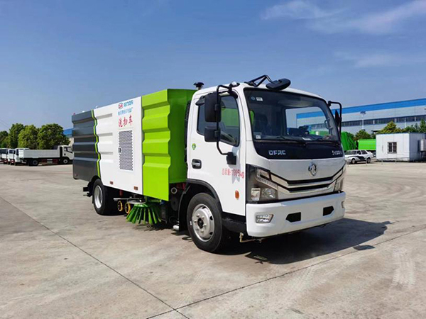 东风大多利洗扫车