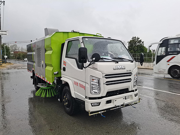 江铃洗扫车