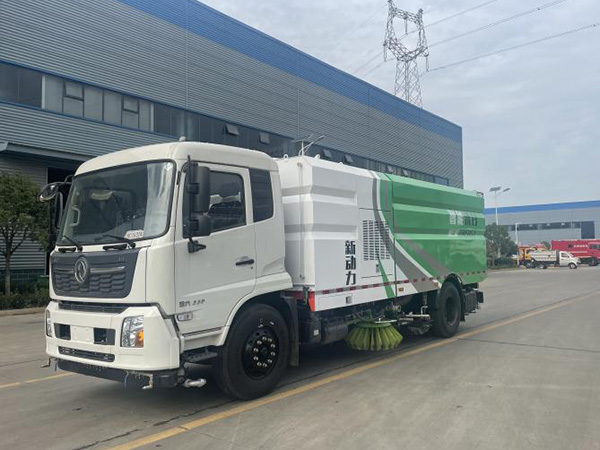 新款东风天锦单发洗扫车