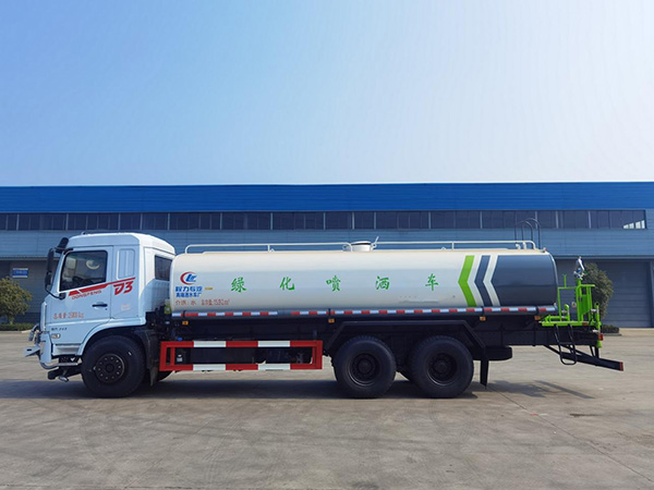 东风D3后双桥20-25方/吨绿化喷洒车