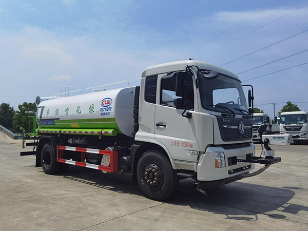 东风天锦系列13.32方绿化喷洒车