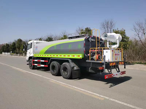 东风天锦后双桥20-25方/吨绿化喷洒车