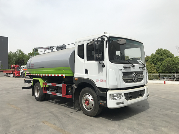 东风D9吸粪车