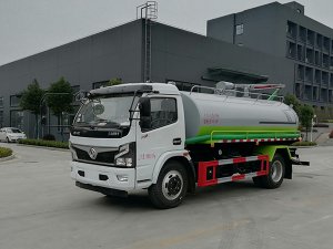 东风大多利卡吸粪车