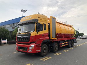 东风天龙前四后八清洗吸污车