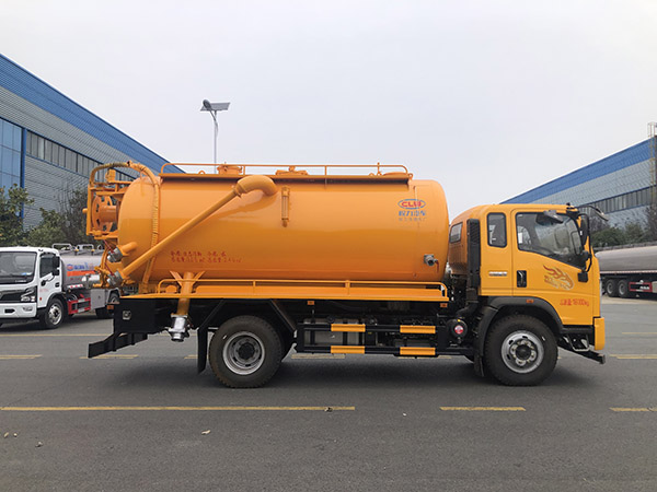 豪曼一体罐清洗吸污车